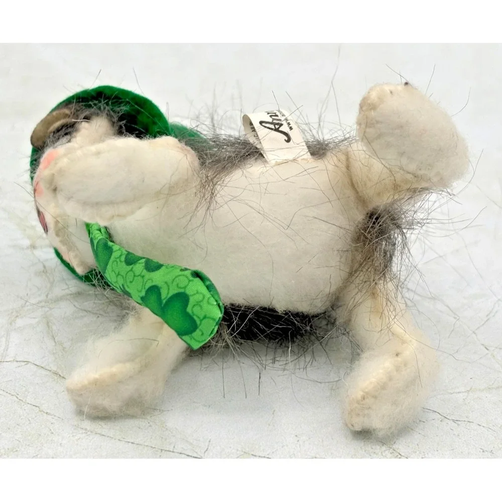 Annalee Mobilitee St. Patrick's Day Irish Cat‎ Top Hat Shamrock Tie 2004 4in EUC